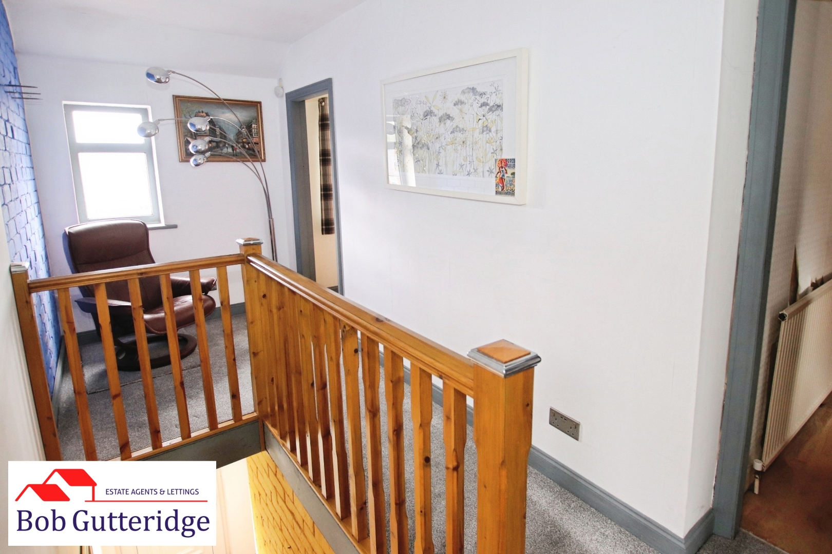 FIRST FLOOR LANDING